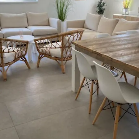 Penthouse No1 شقة بريمونتيرا