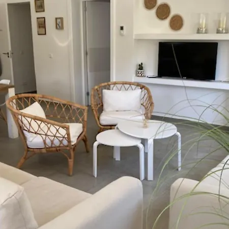 Penthouse No1 *