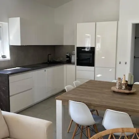 Penthouse No1